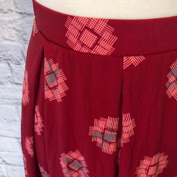 FINAL Price LuLaRoe | Madison Skirt Hidden Pockets - Picture 3 of 8